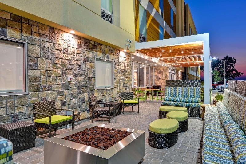 Home2 Suites by Hilton Hot Springs 4
