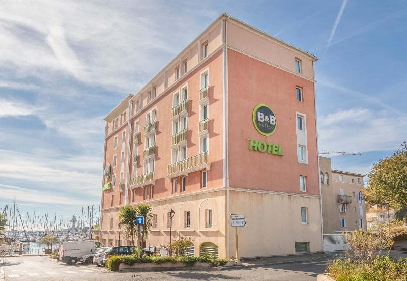 B&B Hotel Martigues Port de Bouc main