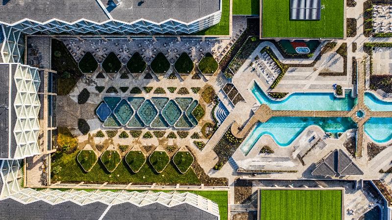 Wave Resort main