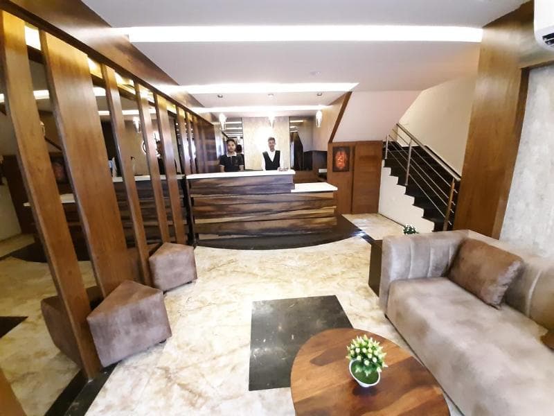 Liza Regency 2