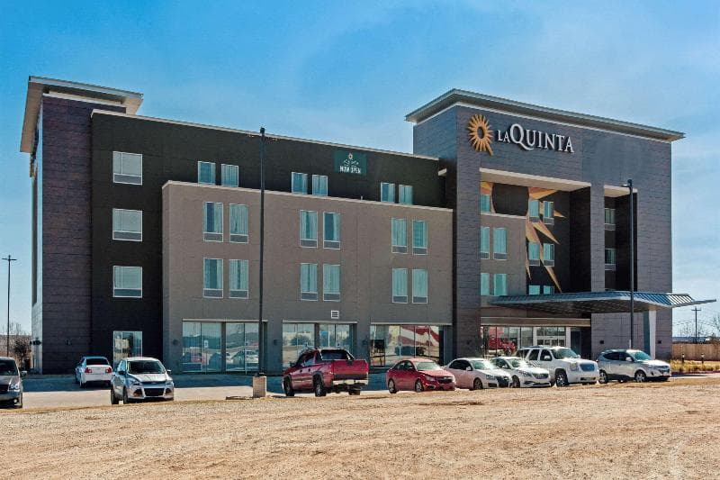 La Quinta Inn & Suites by Wyndham Sweetwater East 4