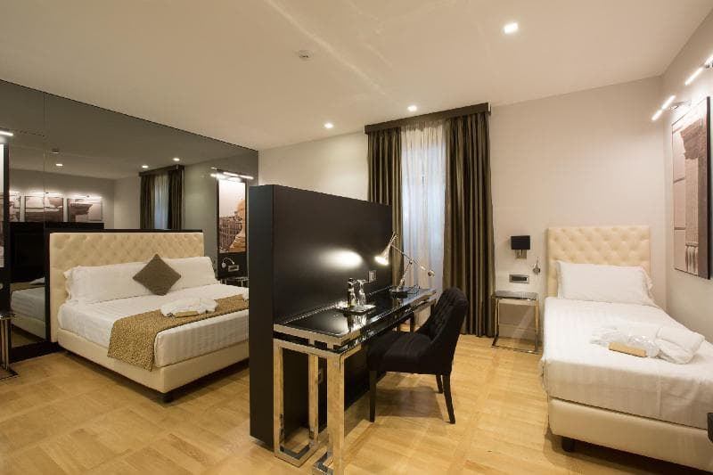 Floris Hotel 4