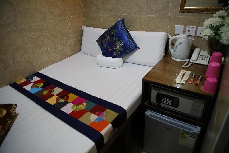 Sandhu Hotel main