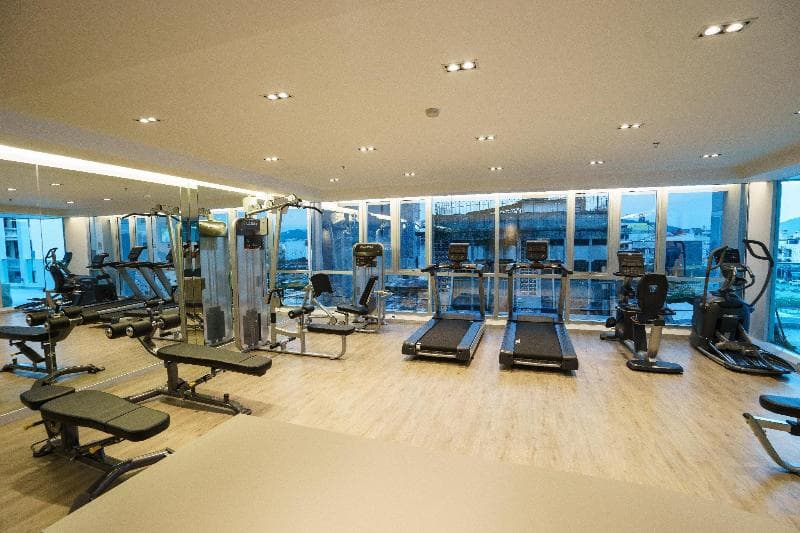 New Season Square Hotel photo 1