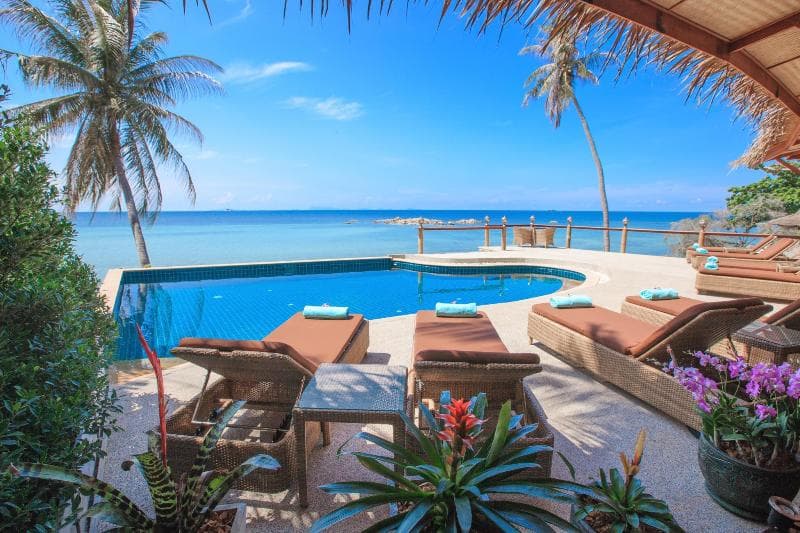 Beyond The Blue Horizon Resort 2
