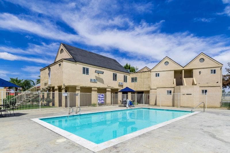 Motel 6 Buttonwillow Central 3