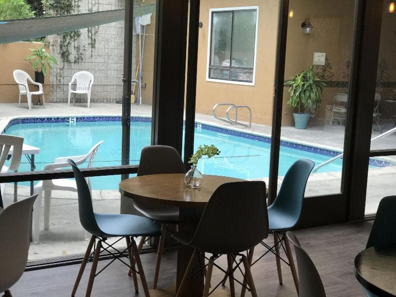 Greentree Inn & Suites Alhambra photo 1