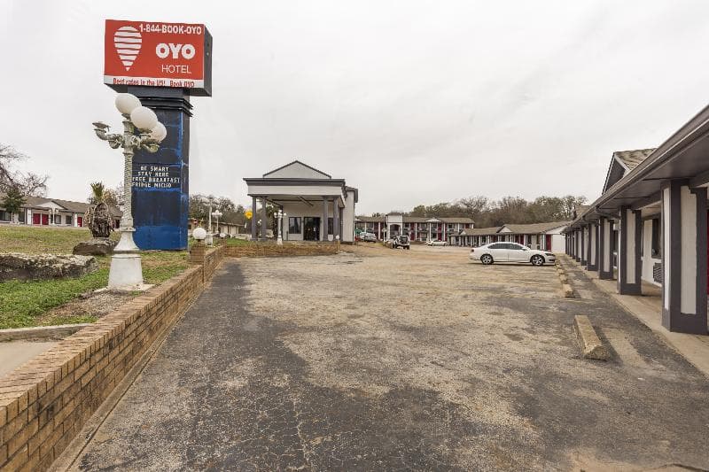 Oyo Hotel Jewett Tx Southwest, I-45 3