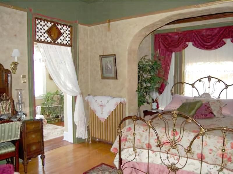 Schuster Mansion 4