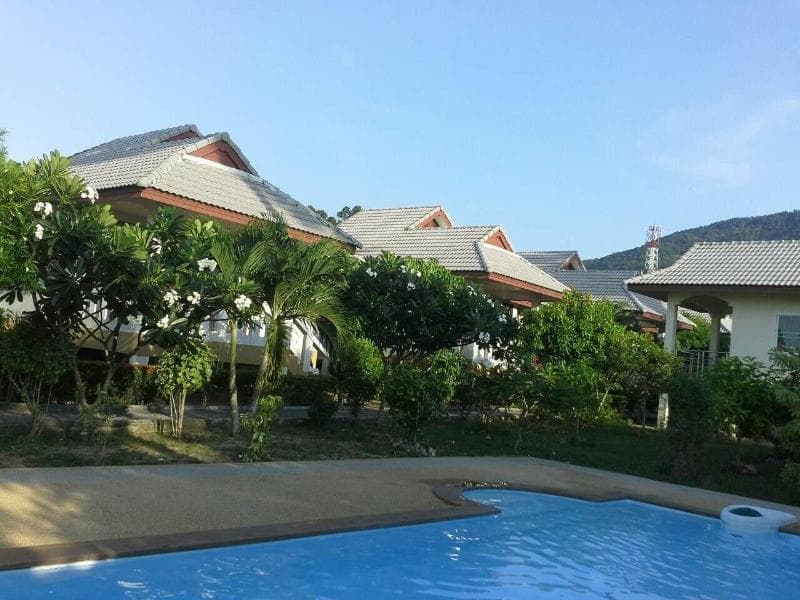 Krisada Beach Resort 5