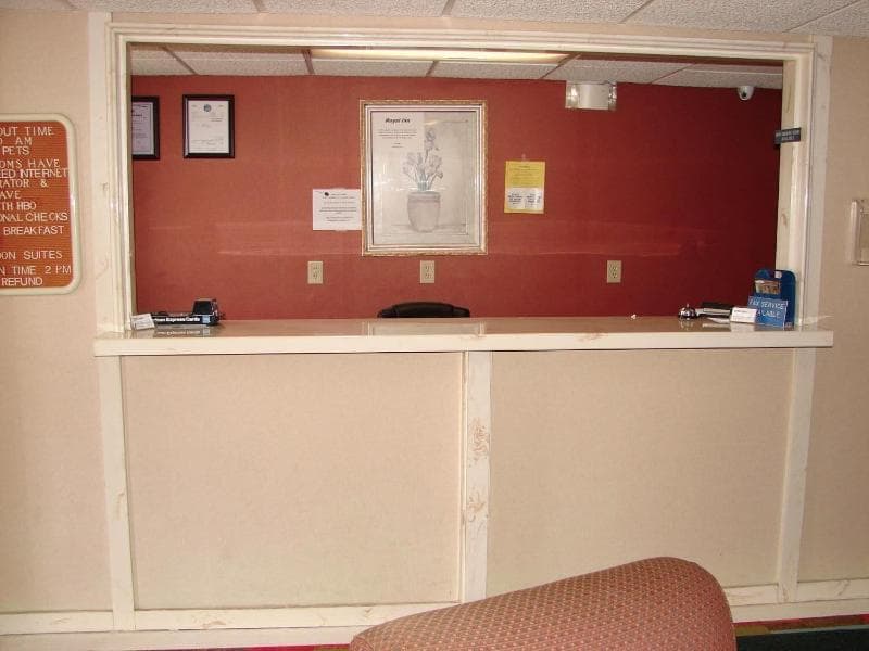 Royal Inn 4