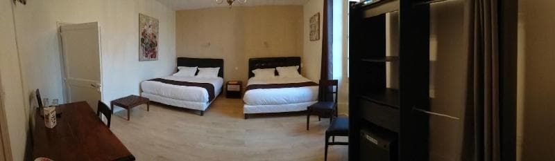 Hotel Le Chateau photo 1
