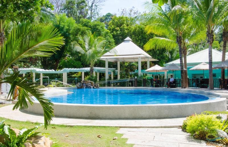 Camayan Beach Resort And Hotel 3