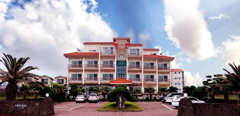 Nobel Resort Pension 3