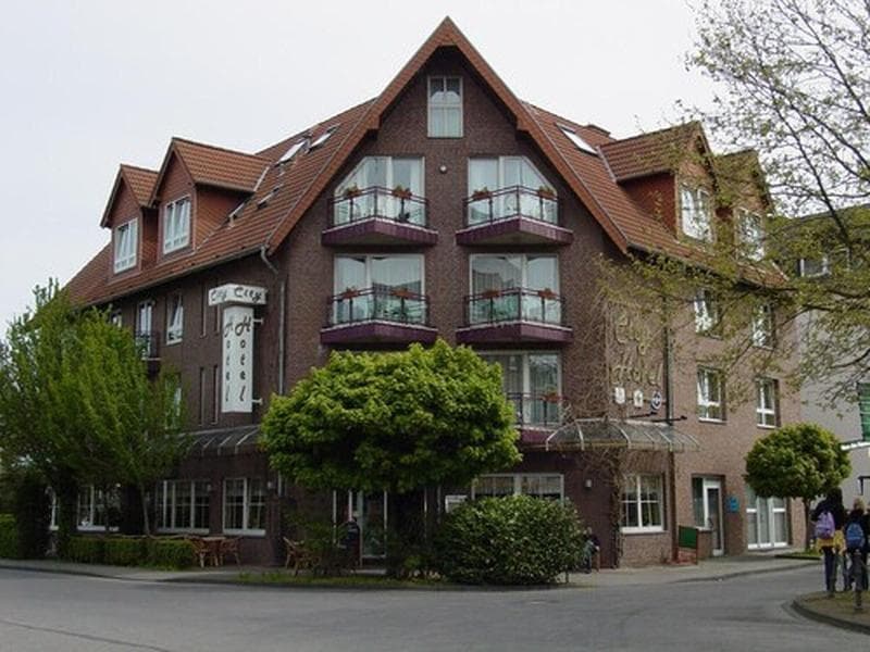 City Hotel 4