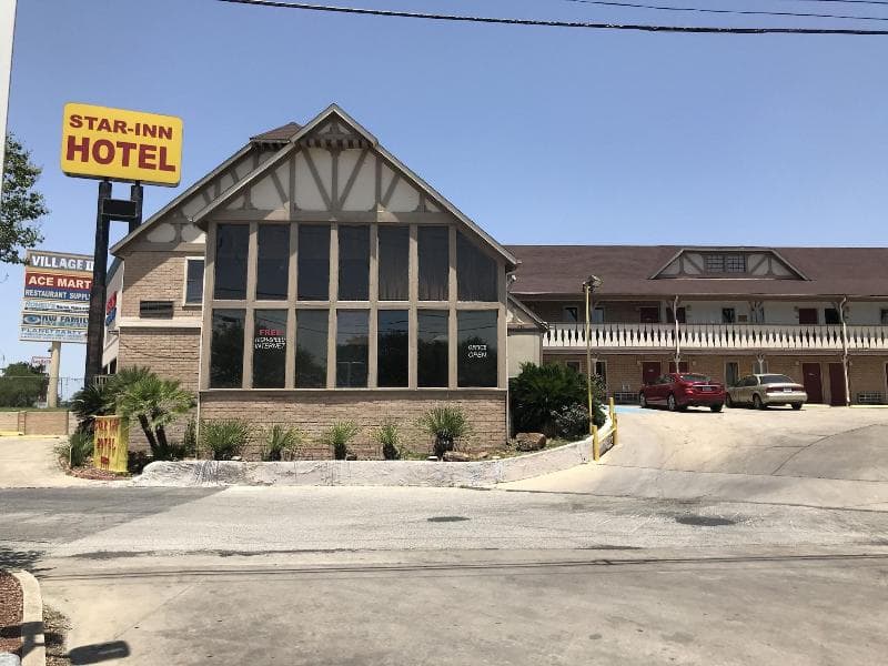 M-Star Hotel San Antonio Seaworld 3