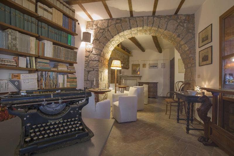 Castello Di Proceno Albergo Diffuso photo 1