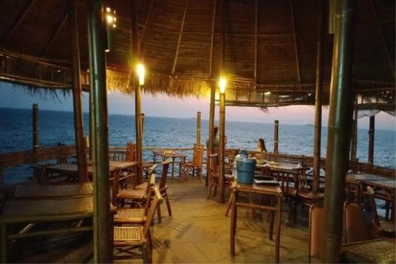 Paree Hut Resort Koh Sichang main