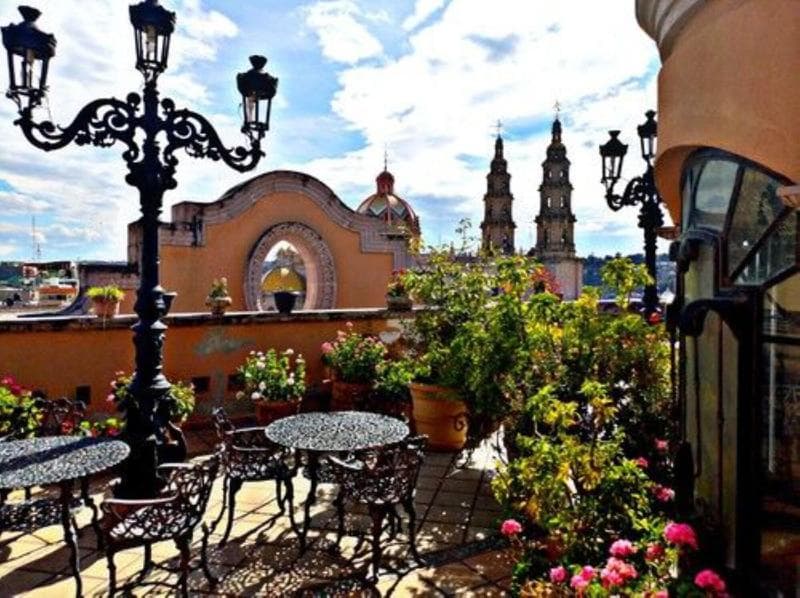 Hotel Hacienda Los Narcisos 3