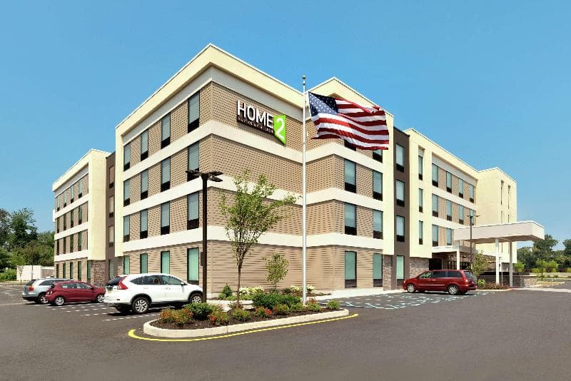 Home2 Suites by Hilton New Brunswick 2