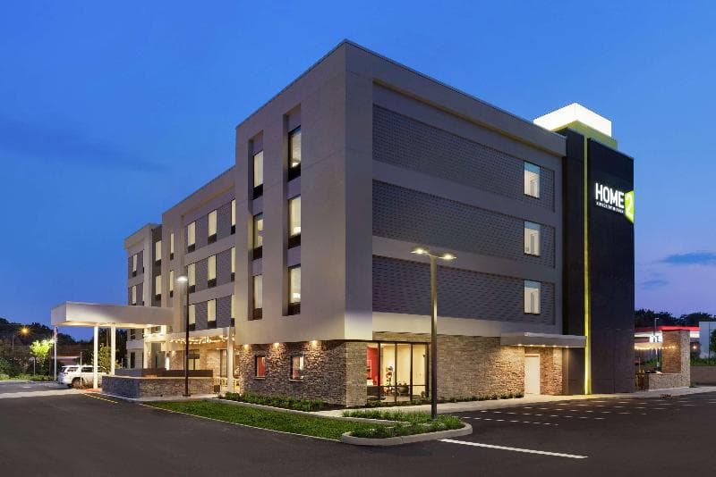 Home2 Suites by Hilton New Brunswick 4