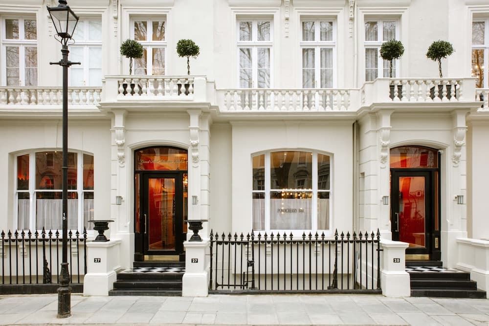 Grand Hotel Bellevue London main
