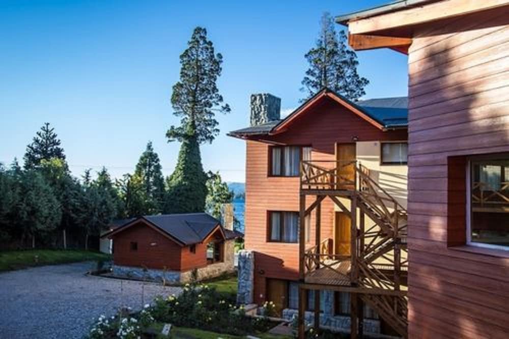 Los Robles Apart & Spa main