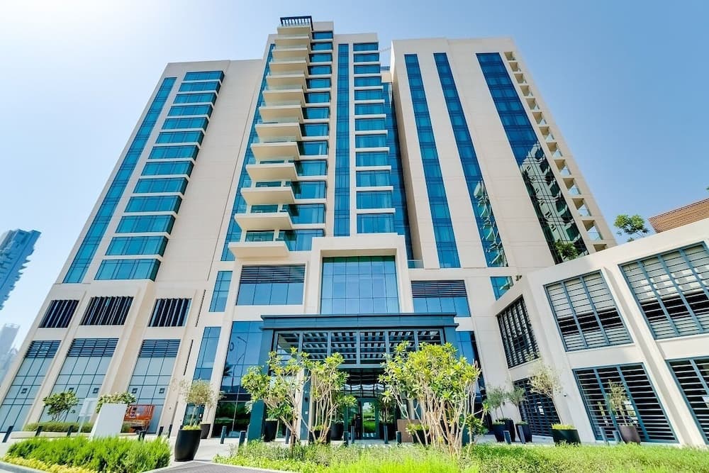 Vida Residences The Hills main