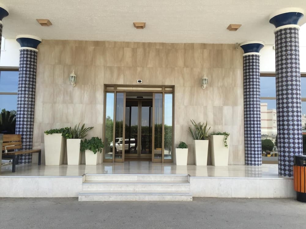 Hotel Al Madinah Holiday main