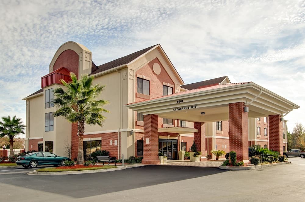 Holiday Inn Express Savannah S I95 - Richmond Hill main