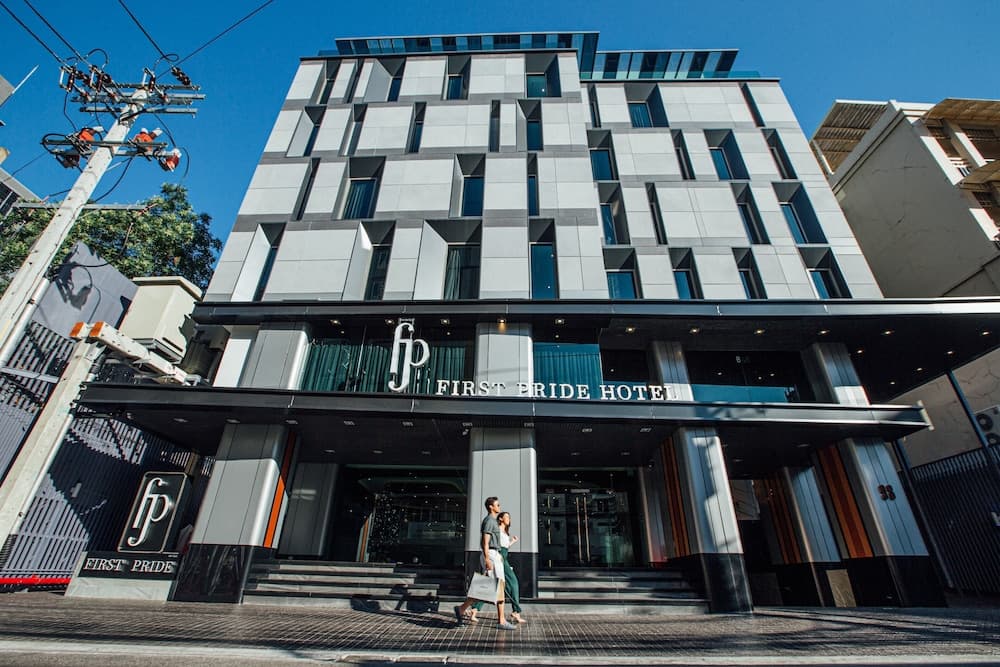 First Pride Hotel Bangkok main