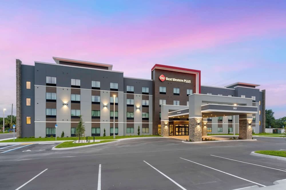 Best Western Plus Winter Haven Inn & Suites main