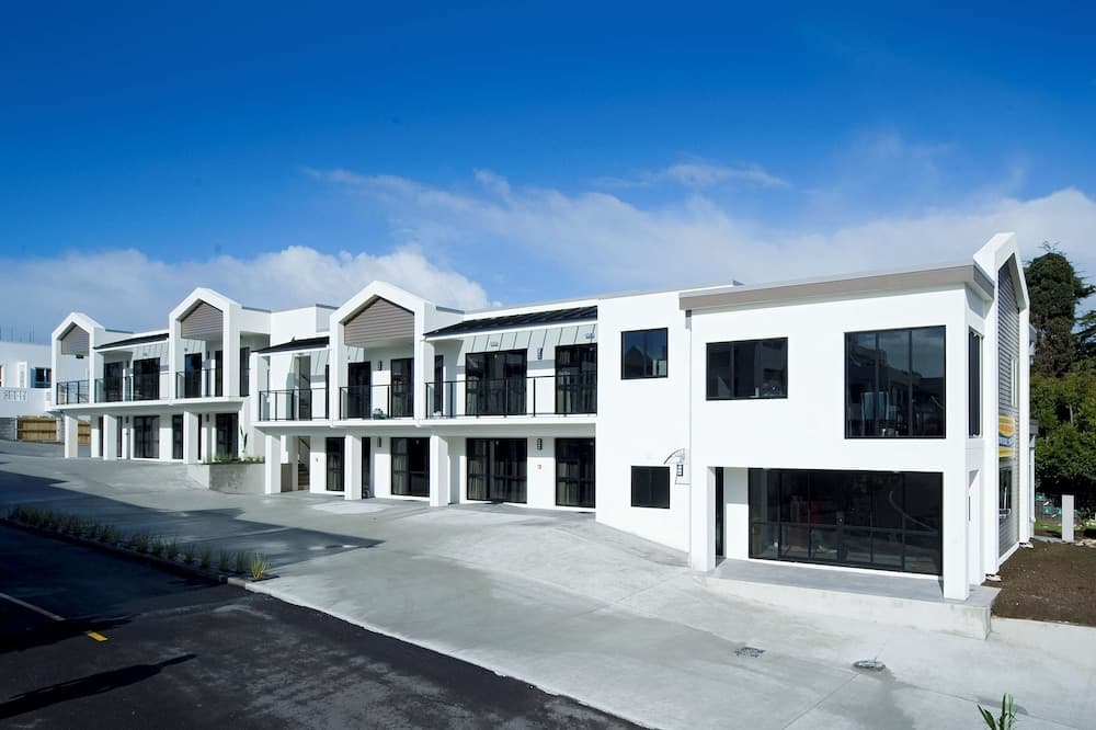 Best Western Ellerslie International main