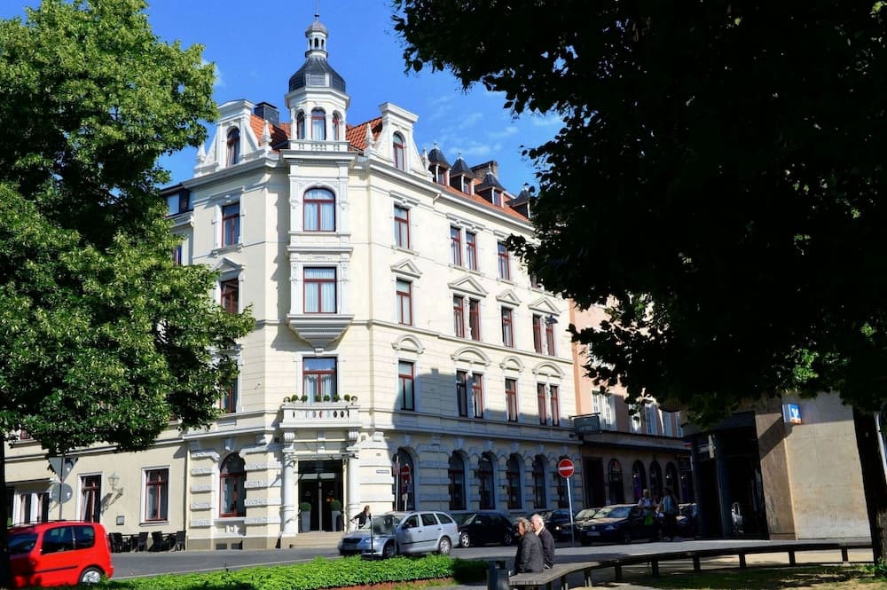 Frühlings-Hotel main