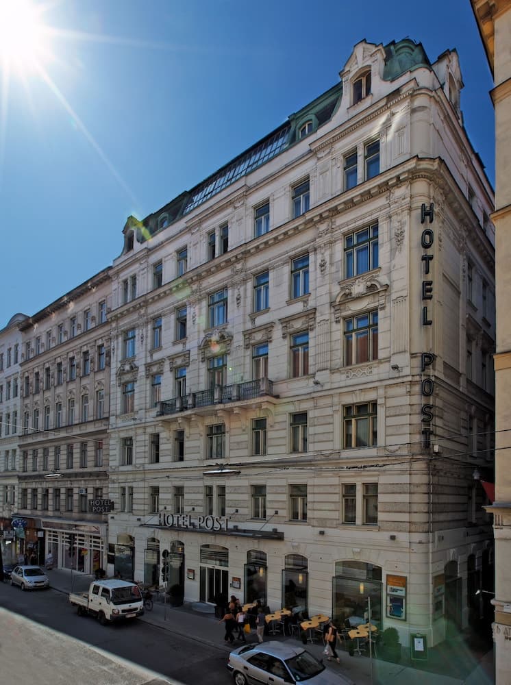 Hotel Post Wien main