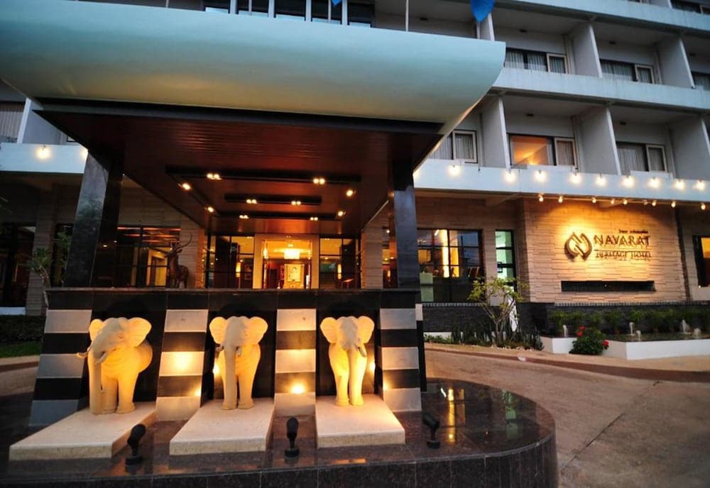 Navarat Heritage main