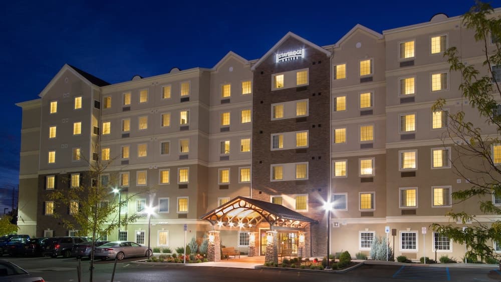 Staybridge Suites Buffalo-Amherst main