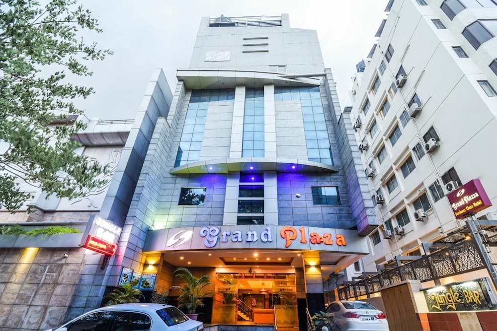 Grand Plaza. main