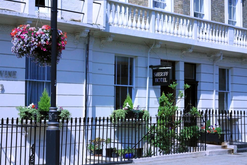 Sheriff Hotel main