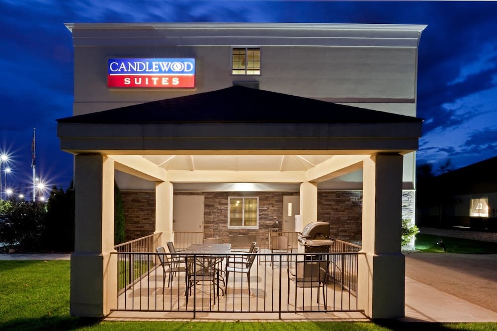 Candlewood Suites Boise Towne Square main