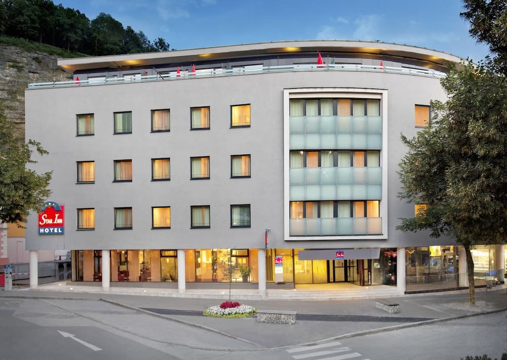 Leonardo Hotel Salzburg City Center main