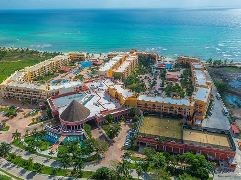 The Royal Haciendas All Suites Resort & Spa main