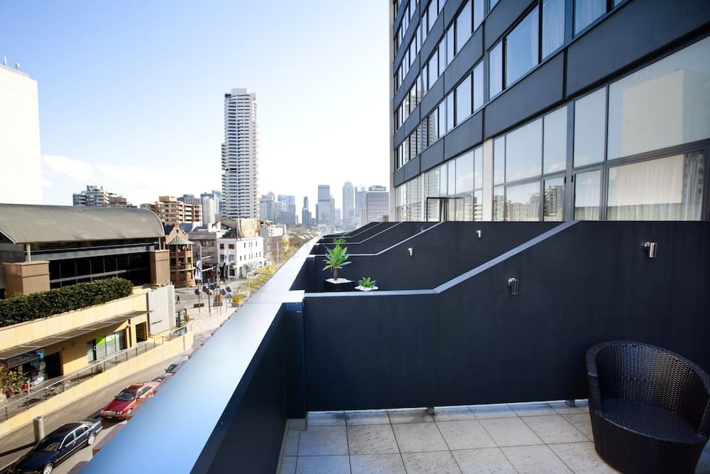 Hotel Indigo Sydney Potts Point main