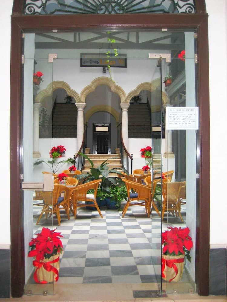 Apartamentos Larga 70 main
