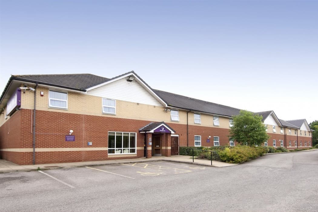 Premier Inn Bradford South main