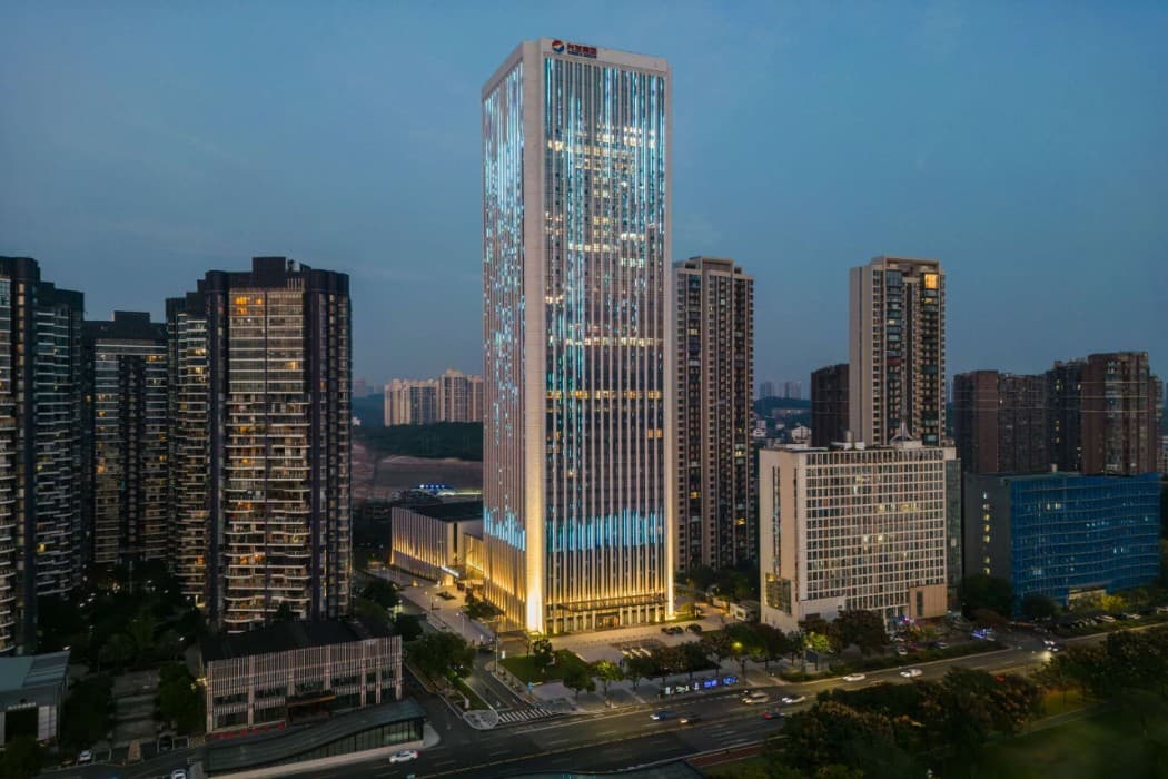 Grand Mercure Yichang Waitan main